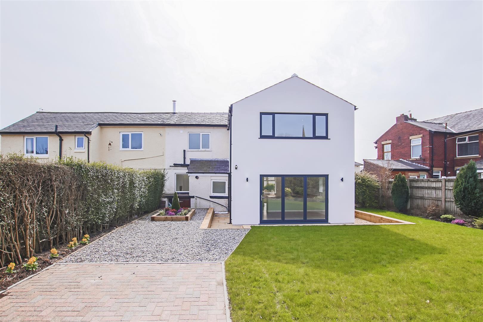 4 Bed Semi-detached House For Sale - Main Image